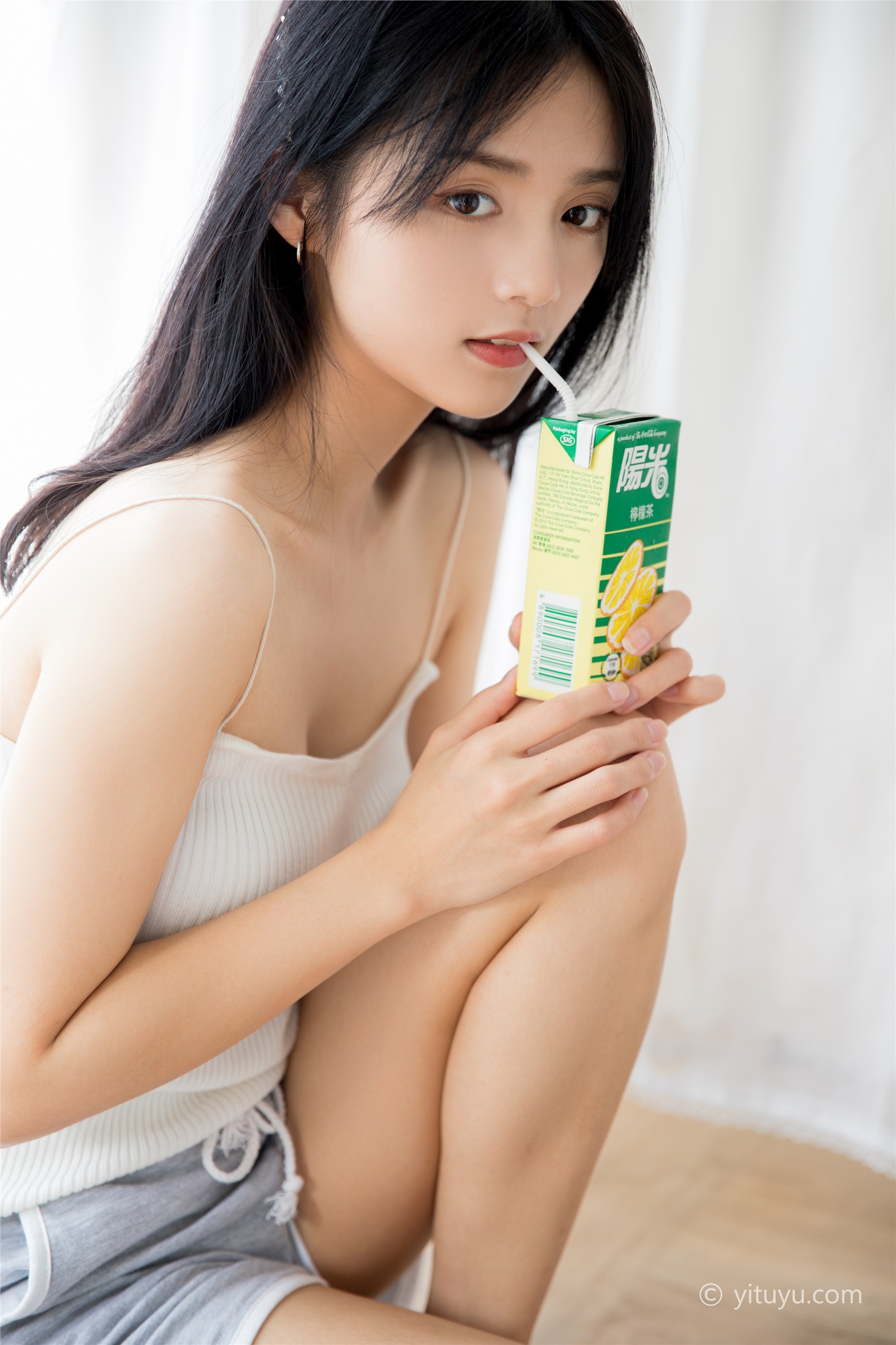 YITUYU艺图语  2021.05.31 爱与光 雨文